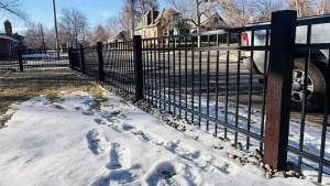 Horizontal fence-1