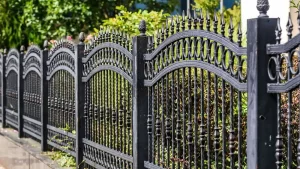 Horizontal fence
